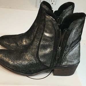 Steve Madden Booties
